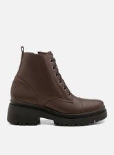 Coturno em Couro Cadarço Julia Cafe e Preto