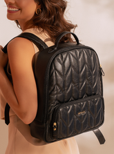 Mochila Couro Matelassê Preta