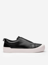 Tênis em Couro Slip On Olivia Preto