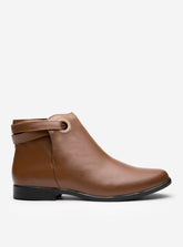 Bota Cano Curto em Couro Caramelo Tira Lateral