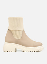 Bota em Couro Tratorado Duo Julia Off White