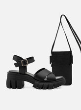 Kit Dia a Dia All Black | Sandália em Couro Tratorada Maitê Preto + Mini Bolsa em Couro Porta Celular Preta