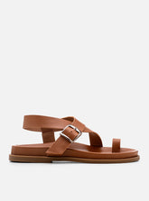 Sandália Papete em Couro Caramelo com Fivela e Dedeira