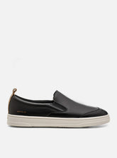 Slip On em Couro Preto