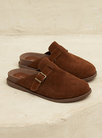 Clog em Couro Camurça Caramelo