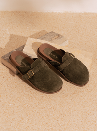Clog Couro Camurça Verde Fivela