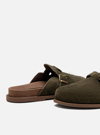 Clog Couro Camurça Verde Fivela