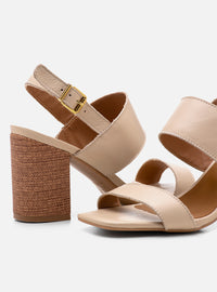 Sandália Salto Bloco em Couro Off White Tira Larga