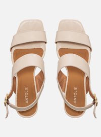 Sandália Salto Bloco em Couro Off White Tira Larga