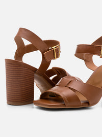 Sandália Salto Bloco em Couro Caramelo Tiras Enlace