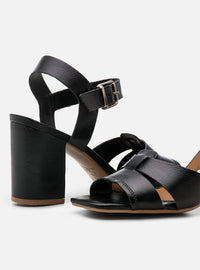 Sandália Salto Bloco em Couro Preta Tiras Enlace