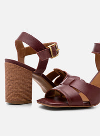 Sandália Salto Bloco em Couro Bordô Tiras Enlace
