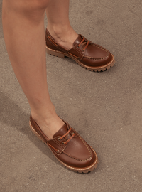 Mocassim Dockside Marrom Couro Solado Tratorado