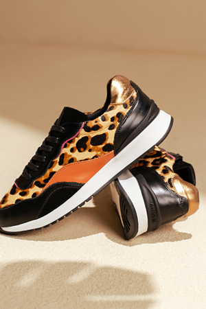 Tênis em Couro Animal Print Sport