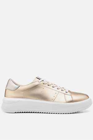 Tênis Couro Dourado Detalhe Prata Sport