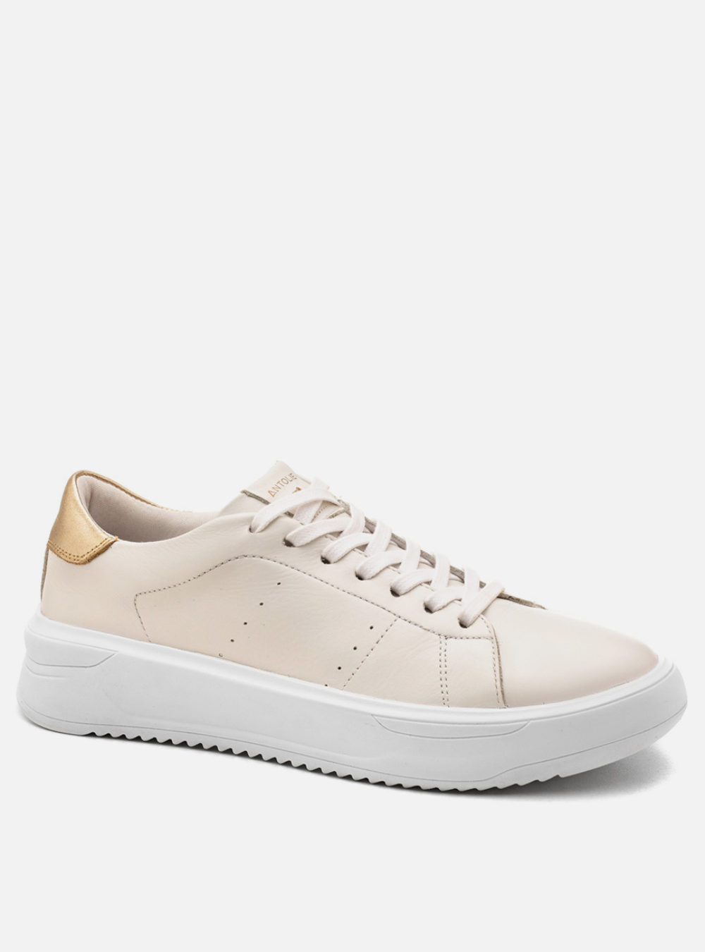 Tênis Couro Creme Detalhe Dourado Sport