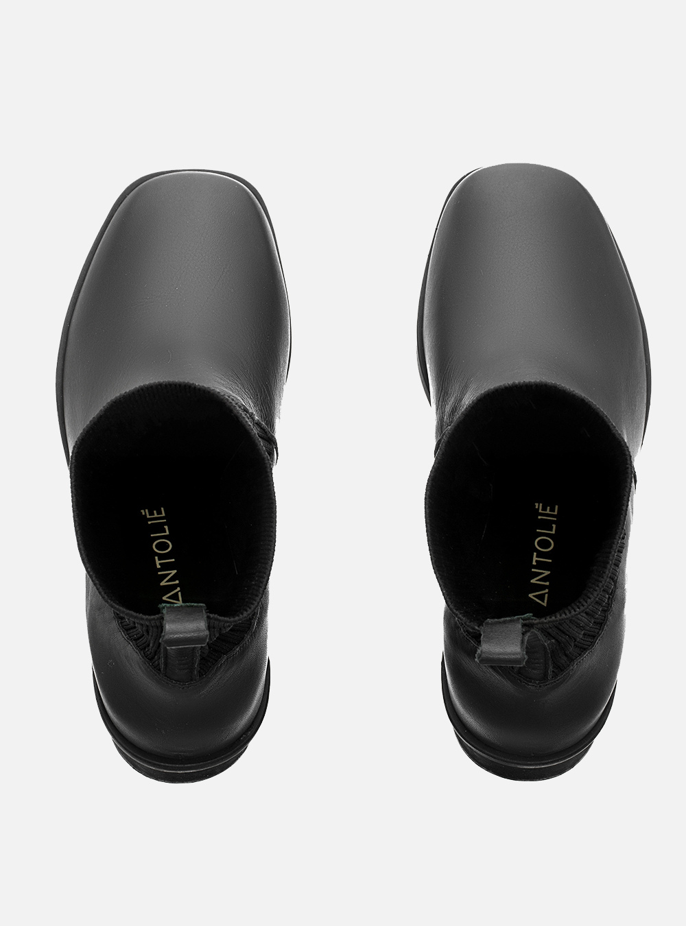 Bota em Couro Cano Médio Meia Preto