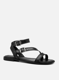 Sandália Rasteira em Couro Preta Tiras e Fivelas