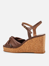 Sandália Anabela em Couro Marrom Salto Cortiça