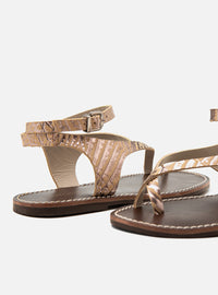 Sandália Rasteira Couro Croco Off White e Prata