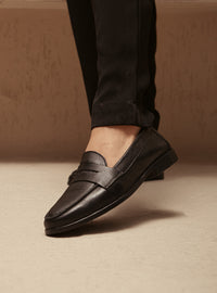Mocassim em Couro Clássico Preto