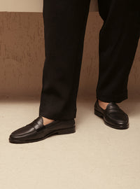 Mocassim em Couro Clássico Preto
