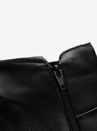 Bota Cano Curto em Couro Preta Zíper Lateral