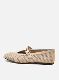 Sapatilha Couro Off White Vazada Bico Quadrado