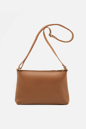 Bolsa em Couro Matelassê Caramelo Zíper Duplo Tiracolo