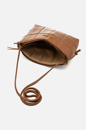 Bolsa em Couro Matelassê Caramelo Zíper Tiracolo