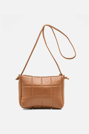 Bolsa em Couro Matelassê Caramelo Zíper Tiracolo