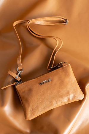 Bolsa em Couro Tiracolo Básica Caramelo