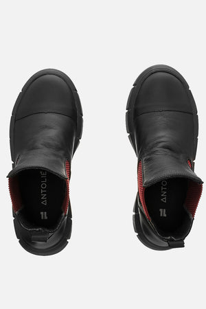 Bota em Couro Chelsea Lia Preto e Vermelho