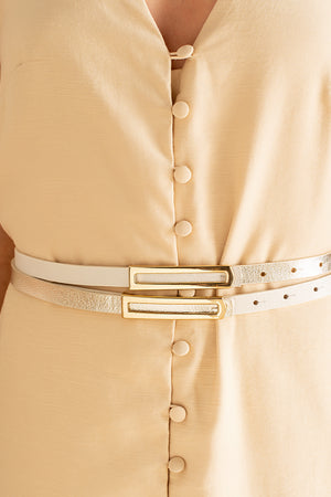 Cinto em Couro Dourado Fino Metal