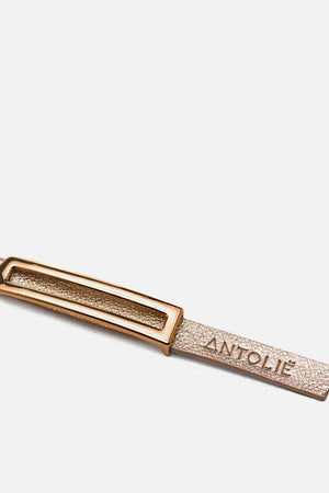 Cinto em Couro Dourado Fino Metal