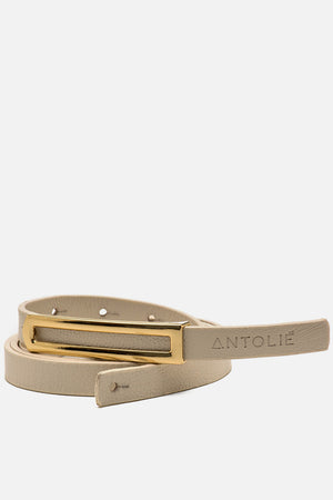 Cinto em Couro Off White Fino Metal