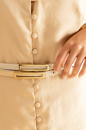 Cinto em Couro Off White Fino Metal