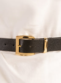 Cinto Preto Couro Largo Fivela Quadrada Dourada