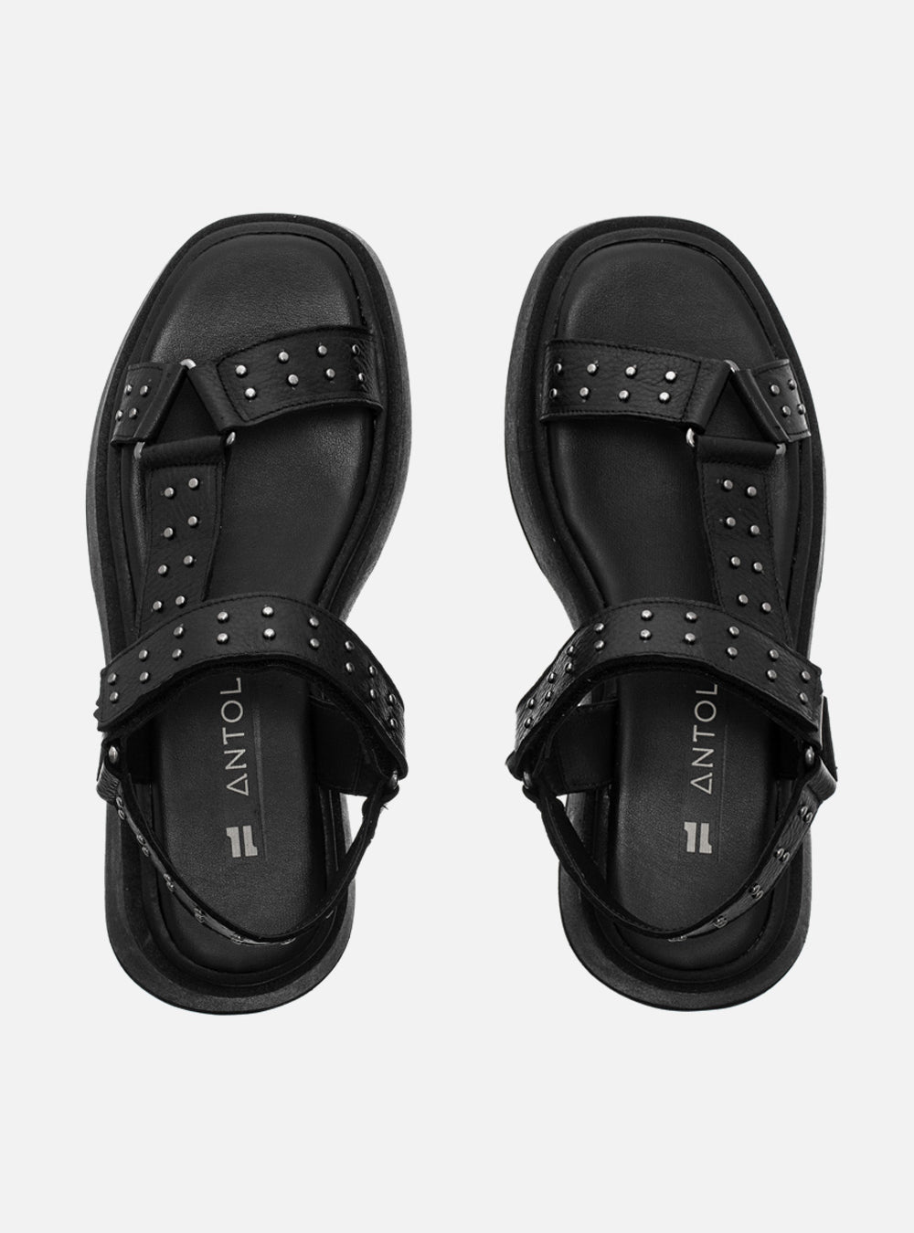 Flatform em Couro com Tachas Bia Preto