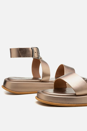 Flatform em Couro Fresh Rafaela Prata Velho
