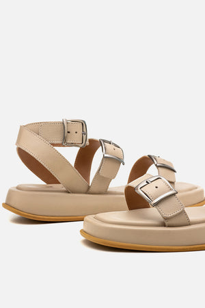Flatform em Couro Tiras e Fivelas Rafaela Off White