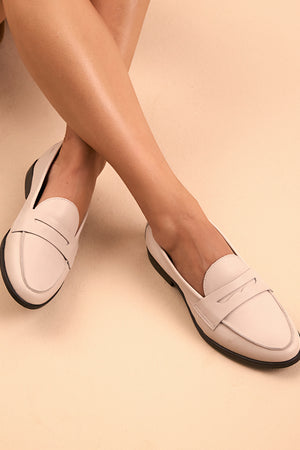 Mocassim em Couro Clássico Off White