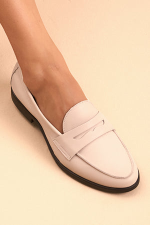 Mocassim em Couro Clássico Off White