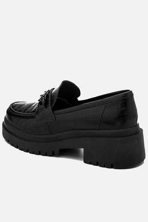 Mocassim em Couro Croco Tratorado Corrente Esther Preto