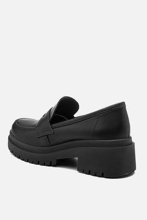 Mocassim em Couro Flatform Esther Preto