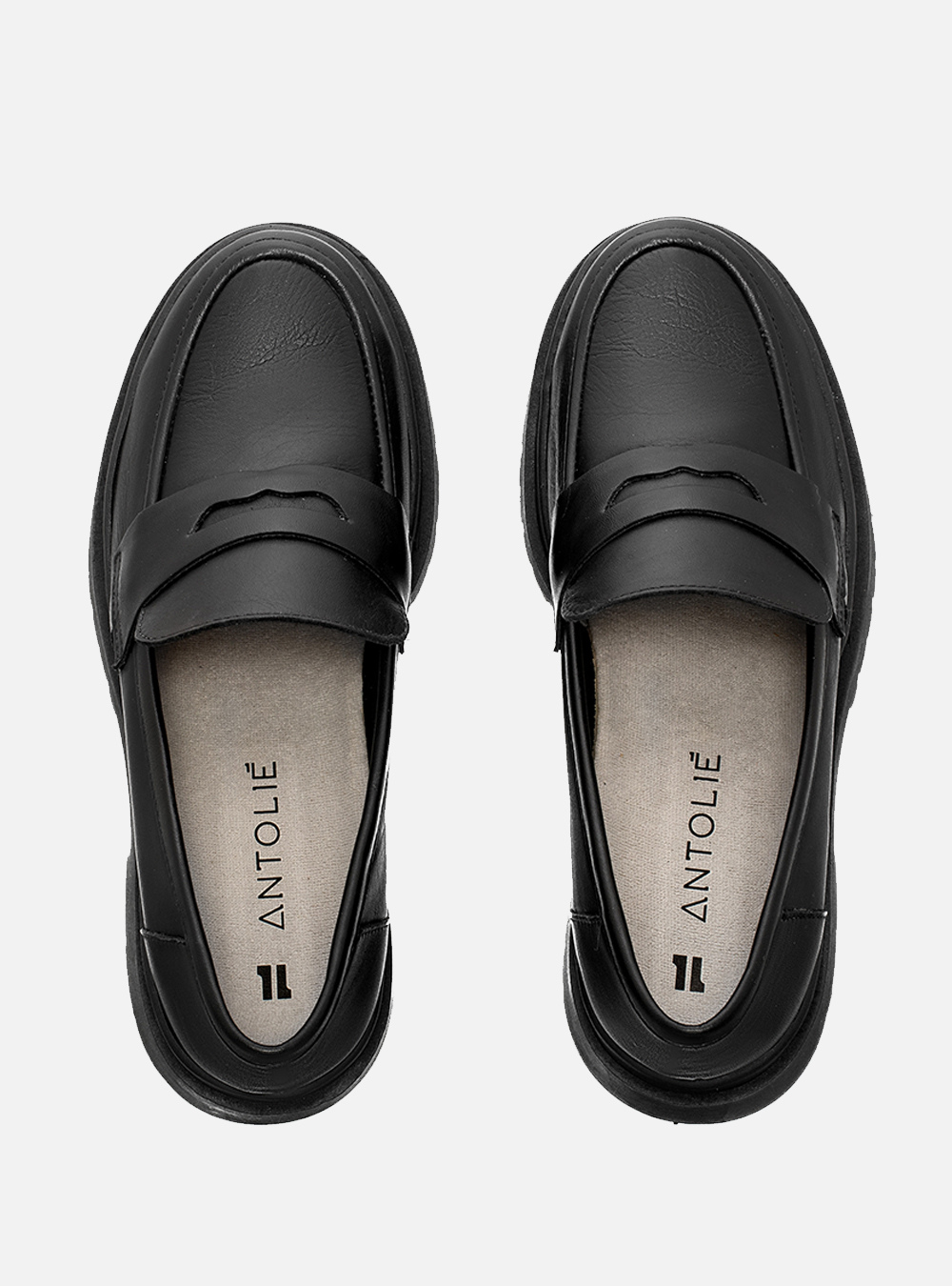 Mocassim em Couro Tratorado Preto