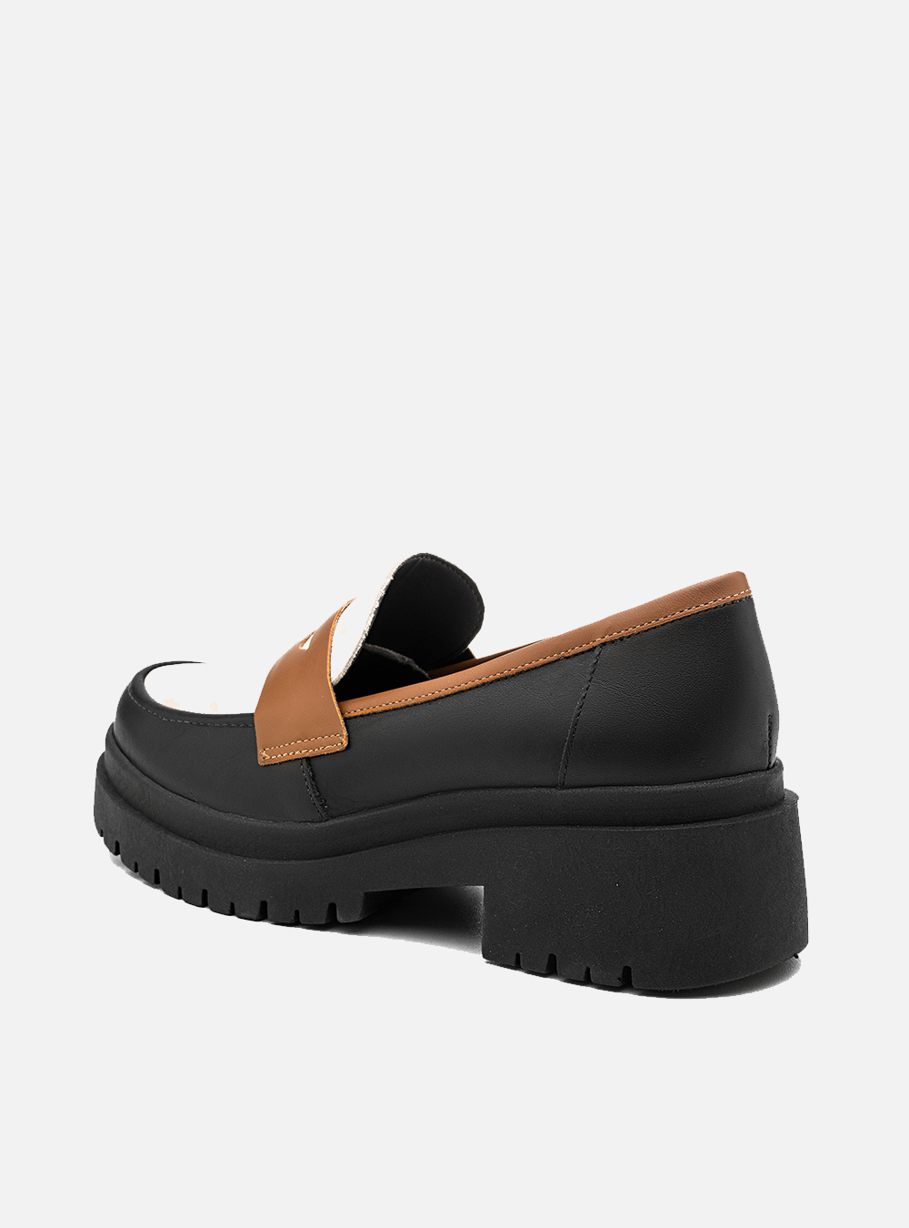 Mocassim em Couro Tratorado Preto Off White e Caramelo