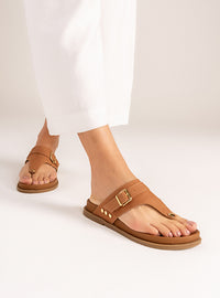 Papete em Couro Suede Caramelo Thong