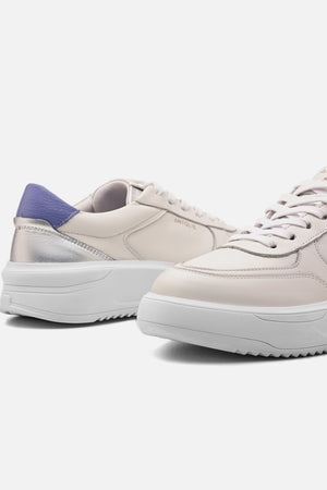 Tênis Couro Creme Detalhe Lilac Sport