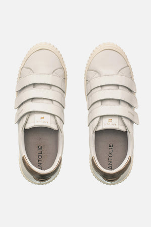 Tênis Couro Creme Velcro Basics
